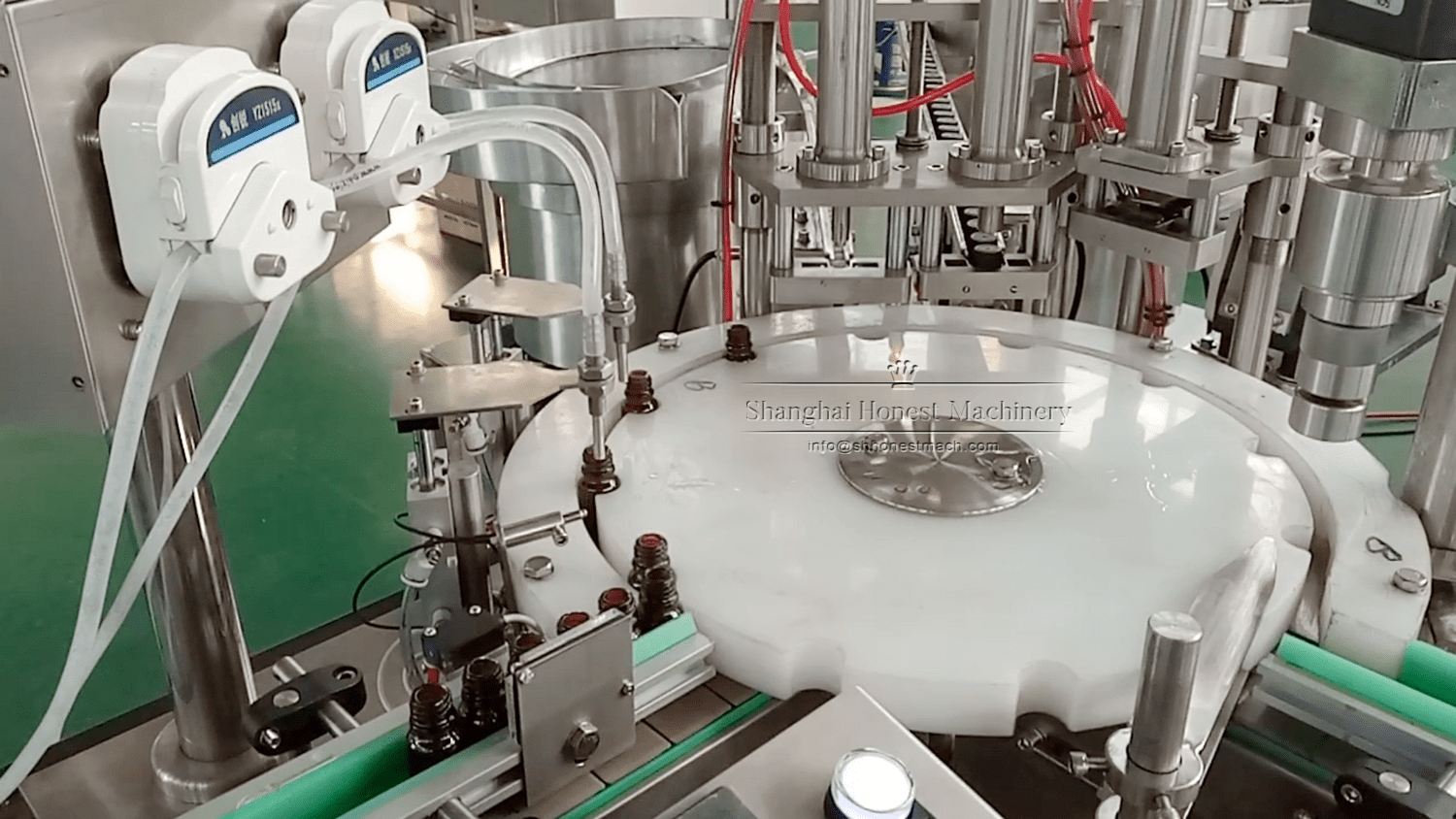10ml essential oil filling machine (2)