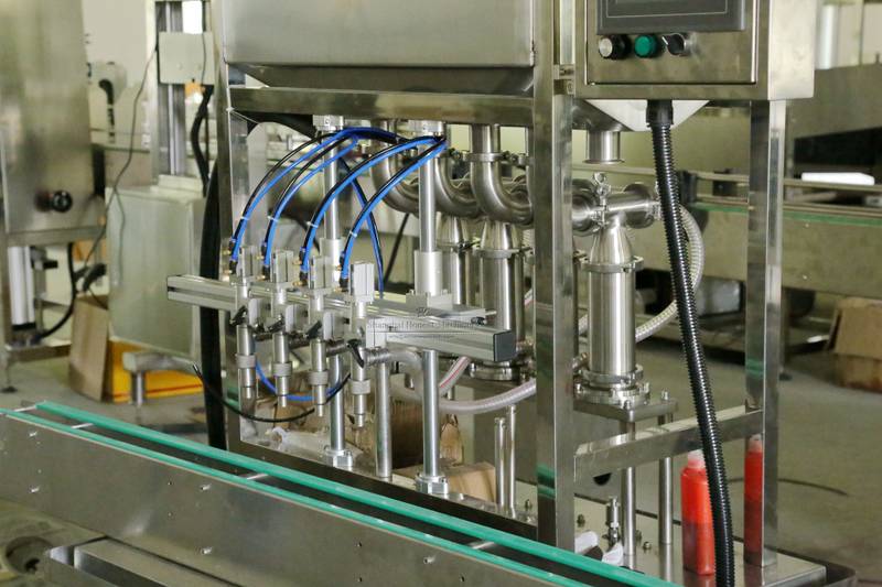 vaseline filling machine (10)