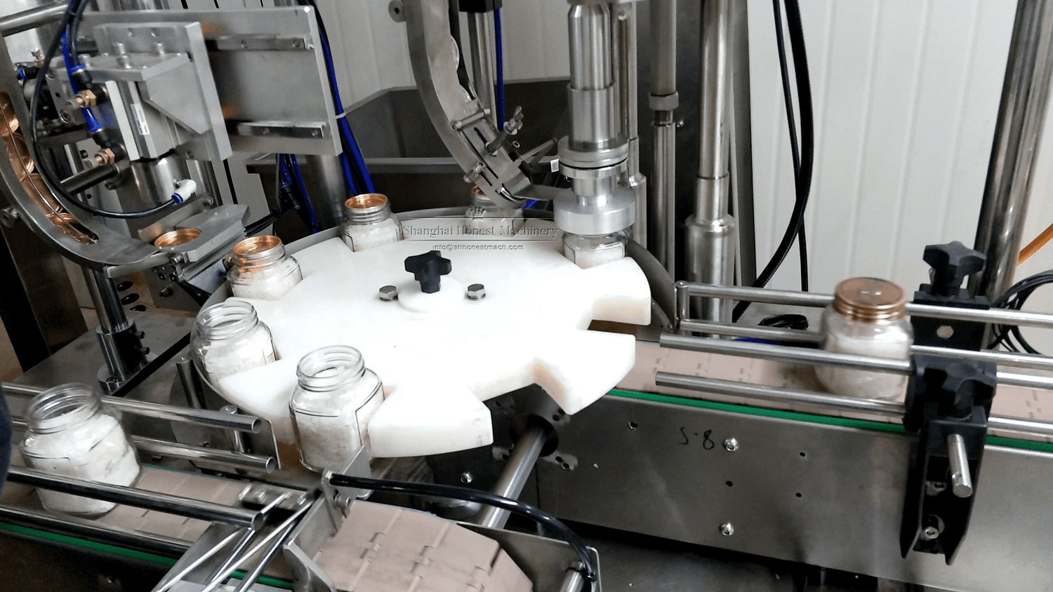 glass bottle salt filling machine (1)