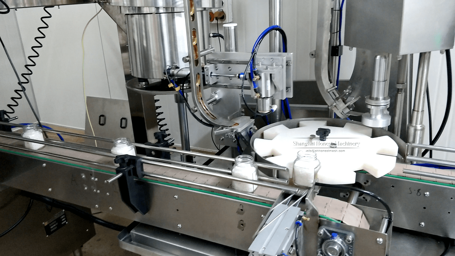 glass bottle salt filling machine (5)